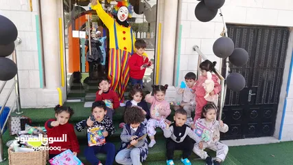  4 القناع والباروكه مجانا مع اللباس ومتوفر توصيل