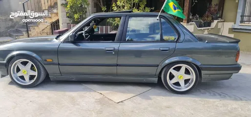  6 بي ام E30 مويل 1988