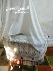  1 سرير للأطفال هزاز وثابت خشب