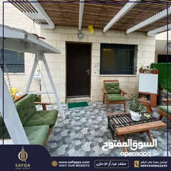  7 فرصة إستثمارية شقة للبيع مع ساحتين خارجيات بالاضافة الى استديوا /عقار رقم : B1452