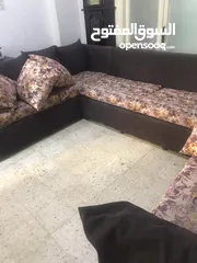  6 طقم كنب قطعتين كبار وقطعة ثنائية نظيف بحالة ممتازة
