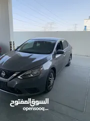  4 Nissan Sentra 2019