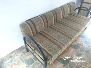 3 سجلونة حديد في الزرقاء الجديدة