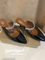  1 صندل مع كعب ب 5