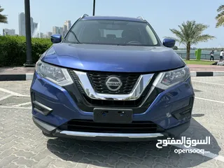  2 2018 Nissan Rogue SV AWD