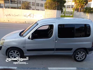  4 بيجو بارتنر 2008