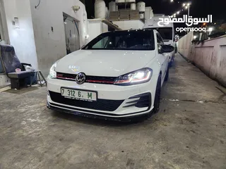  4 جولف Gti  بالكرتونة  ولا غرام بوية