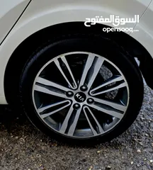  9 kia morning فل اضافات ما عدى فتحة