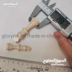  4 رقعة شطرنج جلد رول بطولات. احجار الشطرنج عظم  مع شنته
