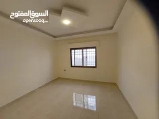  4 شقة فاخرة جديدة ارضي 160م+ ترس 40م  في جبيهه ام زويتينة