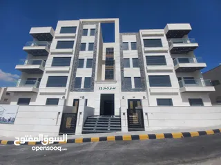  1 شقة للبيع طابق التسوية مساحة 203م وخارجي 80م في ابو نصير