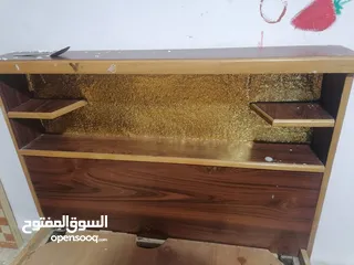  5 تخت وتواليت خشب ممتاز