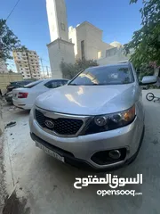  4 Kia sorento