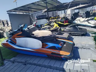  3 شركة تاجير يخوت في دبي مارينا مول للبيع