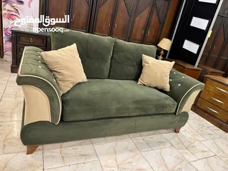  6 طقم كنب للبيع بسعر مغري