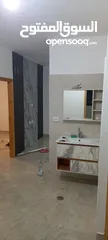  6 شقه للايجار