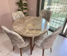  14 طاولة سفرة دائرية مع 4 كراسي سطح الطاولة خشب ملبس فورمايكا – مقاوم للخدوش وسهل التنظيف