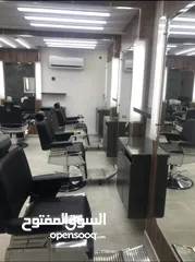  5 محل حلاقة رجالي للبيع / طلوع بلديه الجبيهه بالقرب من بنك الإسكان