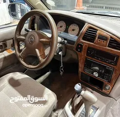  4 للبيع نيسان باثفندر  موديل 2003