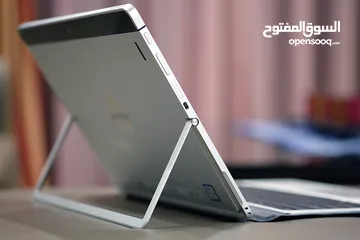  2 للبيع  لابتوب وتابلت hp كامرتين وبصمه وتج سكرين .