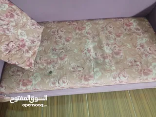  7 غرفة جلوس لون زهري