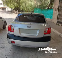  3 كيا ريو موديل 2009 بنزين اتوماتيك