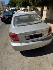  3 كيا ريو بحالة ممتازة  جير عادي 2004