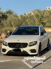  6 Mercedes Benz e200