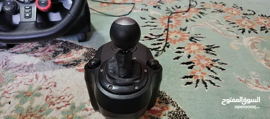  4 Logitech G29 Steering wheel with shifter