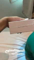  4 سماعه ايربودز برو 2 افضل نوع كوبي مسكر تسكيره الشركة  مع الشاحن الاصلي داخل العلبهAirpods pro 2