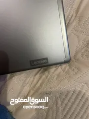  1 Lenovo pad M10