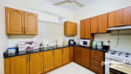  7 APARTMENT FOR RENT IN BUSAITEEN 3BHK FULLY FURNISHED