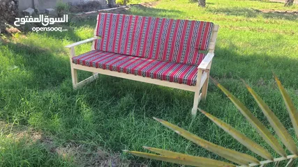  2 كرسي خشبي للبيع