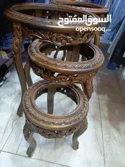  11 طقم طربيزات زان حفر دمياطي بحاله الوكاله ناقصه زجاج وبس عندي طقمين بسعر 120 دبنار