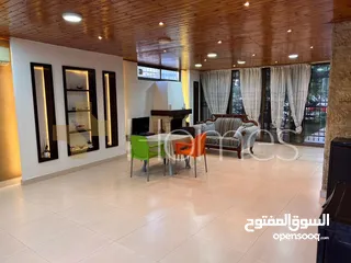  1 شقة ارضية مع كراج خاص للبيع في ام السماق بمساحة بناء 320م