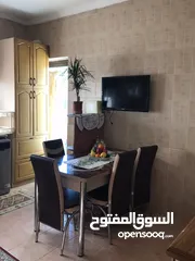  6 شقة ط3 أخير  ضاحية الرشيد 140م  مع روف  بسعر 75  ألف