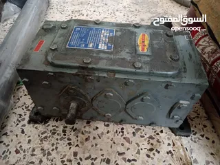  2 صندوق سرعات Gear box للبيع
