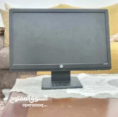  1 شاشة كمبيوتر