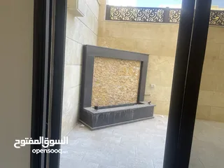  15 شقه في البنيات للبيع