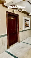  3 شقة نظيفة جدا مفروشه بالكامل  -مجمع الشيخ خليل- باصات جامعة العلوم والتكنولوجيا واليرموك