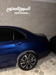 3 Mercedes C200 2019 Night package
