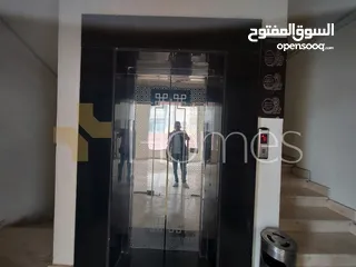  3 مجمع استديوهات مؤجر بدخل للبيع في عمان - الصويفية , مساحة البناء 1800م