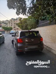  11 سيارة بولو متور 1200 تيربو جير عادي السيارة بحالة الوكالة ماشية 115 الف
