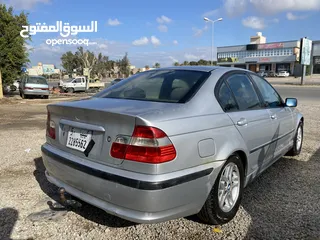  5 BMW 318i 2003