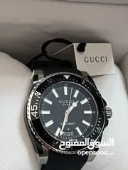  1 Gucci watch for divers