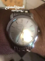  3 ساعه فيليب موريس  سويسري اصلي للبيع بسعر مغررررري.