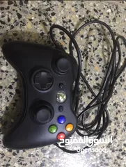  2 Xbox 360 controller مستخدم
