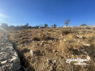  6 ارض للبيع في واد رحال