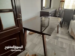  1 طاولة سفرة قزاز 6 مقاعد