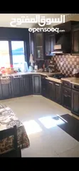  4 شقة بمساحة 170 متر مربع في الطيرة جهة دوار نبيل عمر سعر ع الكاش 135 الف دولار فقط